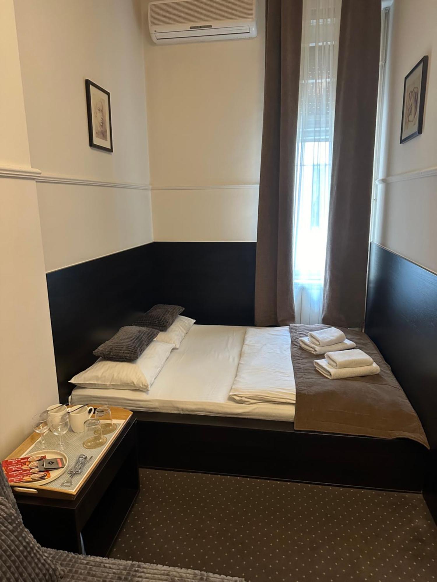 Top Central Rooms